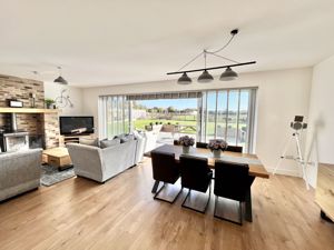 Living/Dining/Kitchen- click for photo gallery